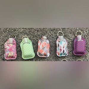 (5) gifts for sport girls, school kids, or adults at work (Travel Size)